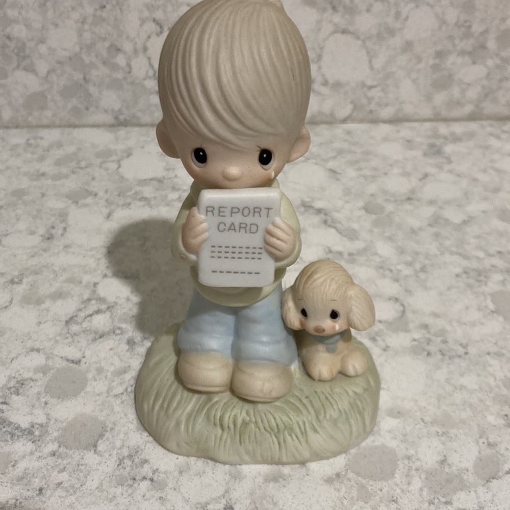 Precious Moments one of the original 21, God Understands figurine